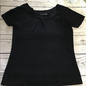 J. A. C. Black Top. Size Small❤️